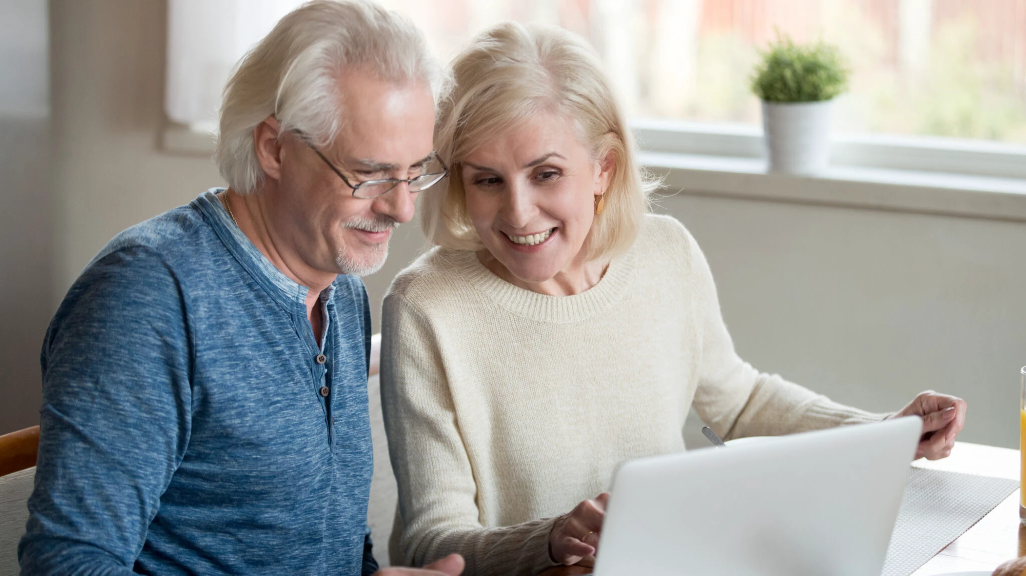 Vești bune pentru români! Cine poate ieși mai devreme la pensie