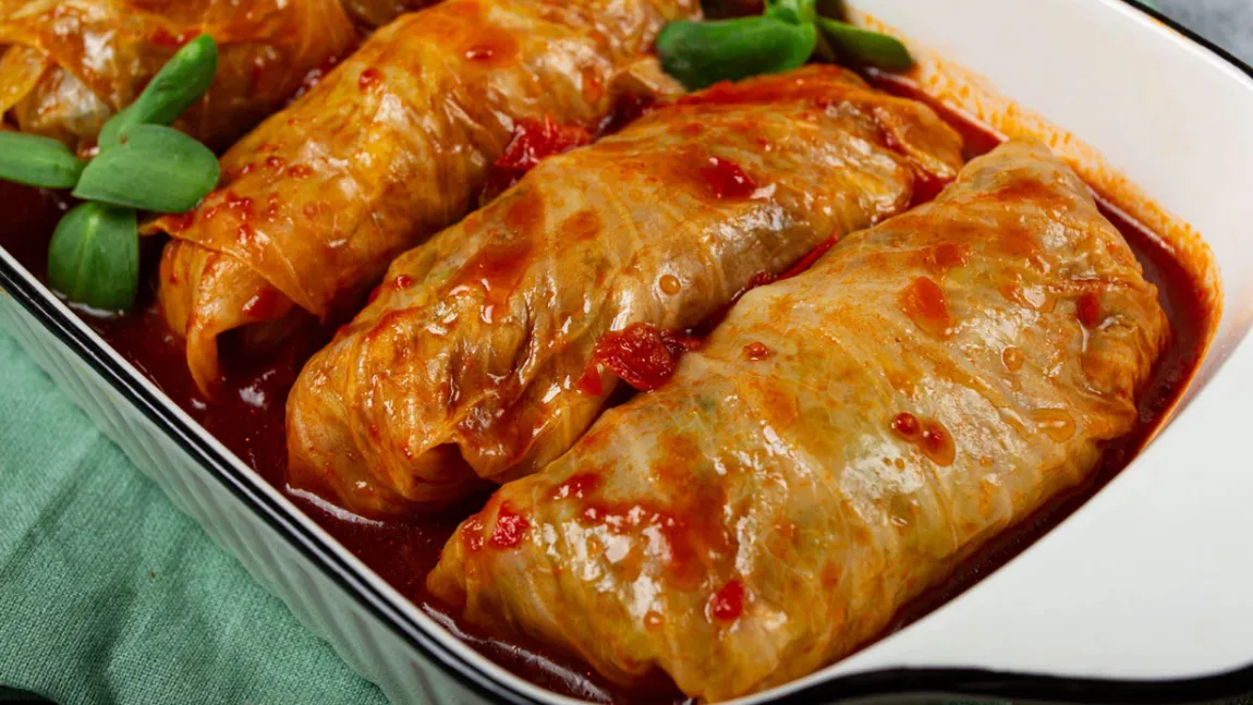 De necrezut! Prețul plătit de o femeie pentru zece sarmale: „Lux și opulență”